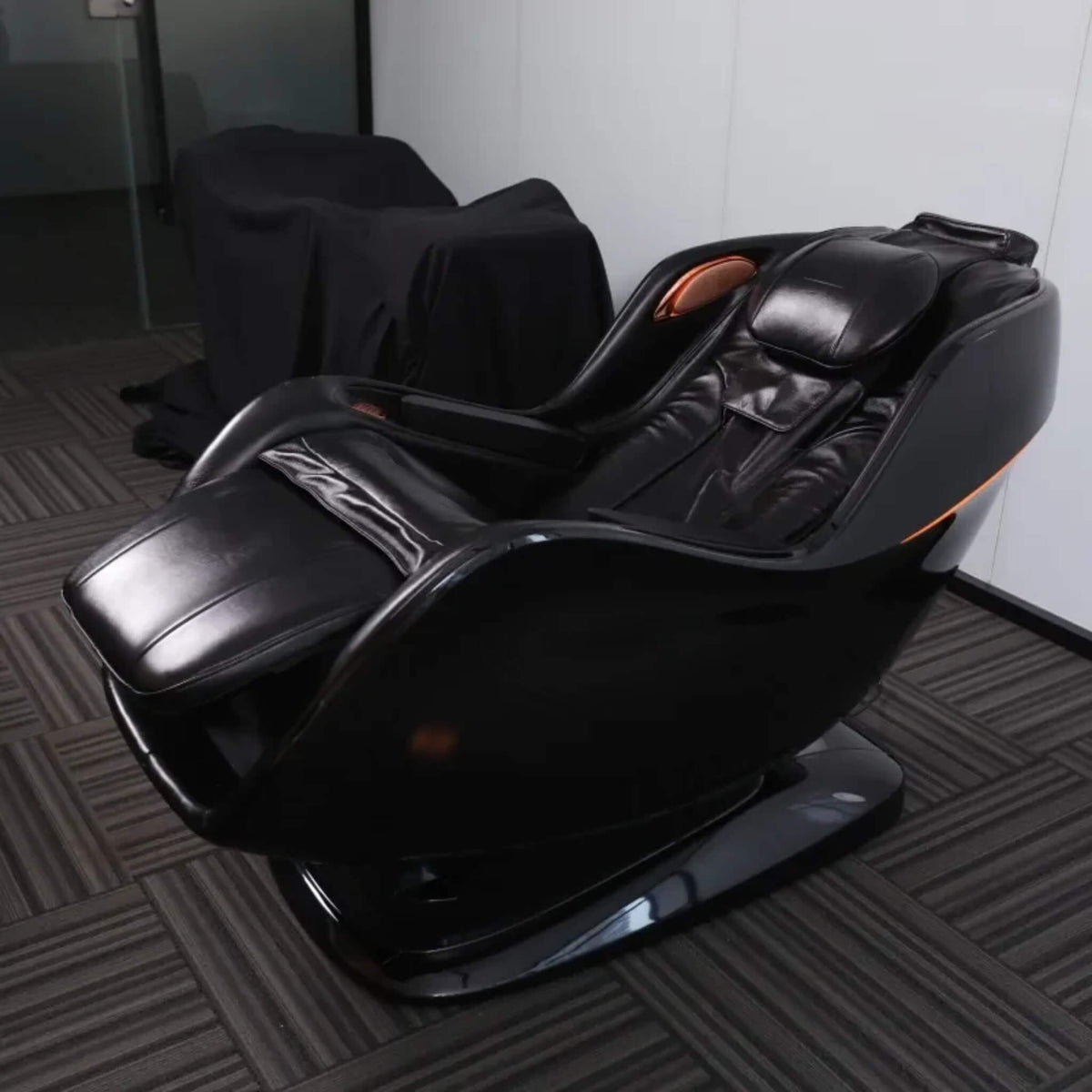 DR.BOSS FJ-2025 Pro Wave massage chair side profile view in black leather